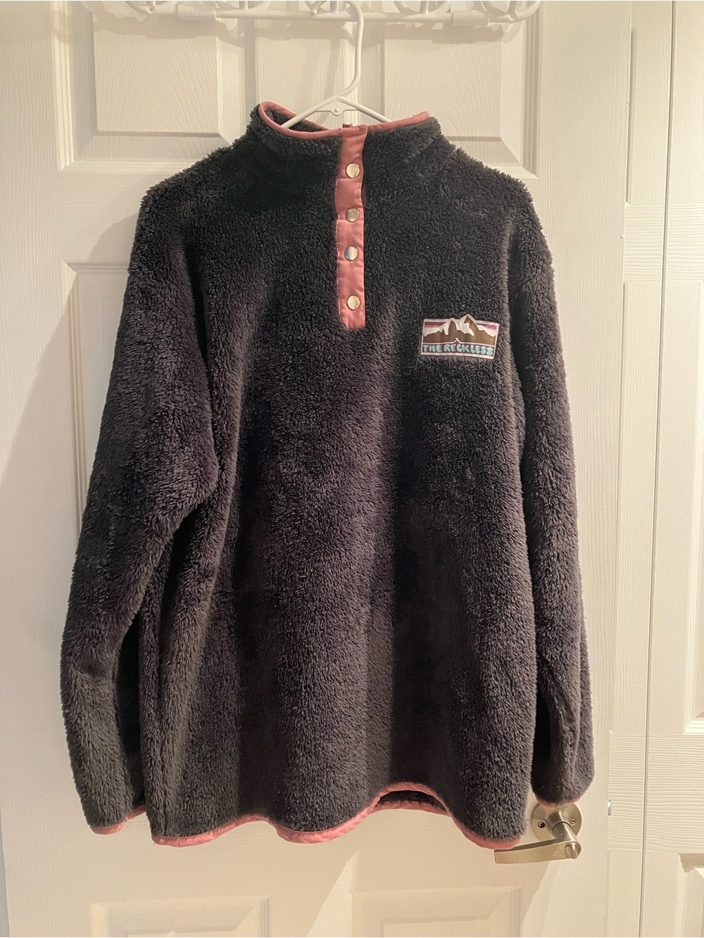 Notice the Reckless Fleece Snap Pullover